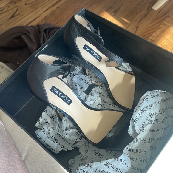 Shoemint Shiva black strap heels - Picture 5 of 5